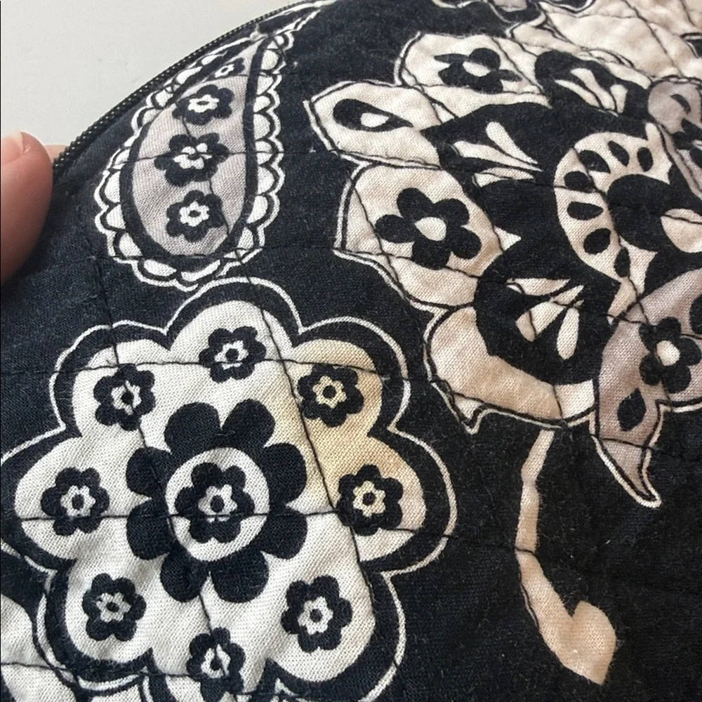 Vera Bradley RETIRED Midnight Paisley Cosmetic / Makeup Bag